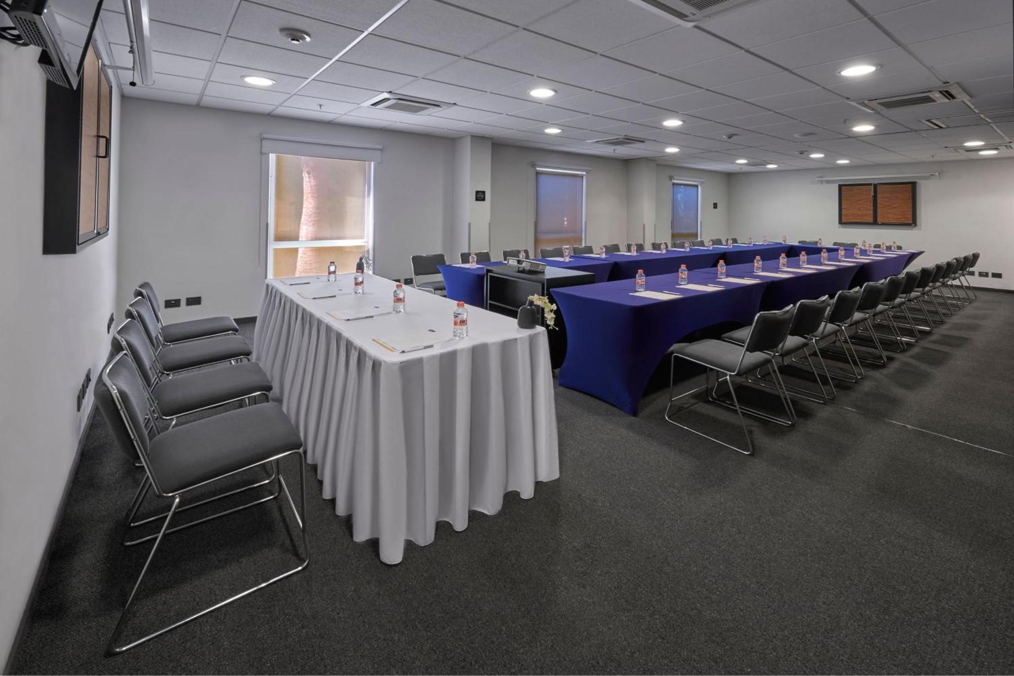 City Express By Marriott Queretaro Jurica מראה חיצוני תמונה